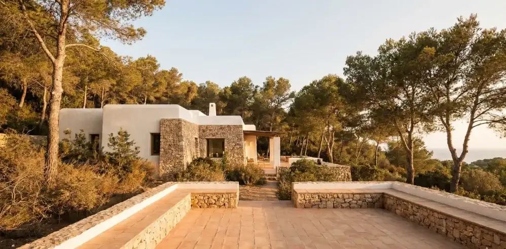 Cuisines Extérieures et Barbecues à Ibiza : Règlementations de Prévention des Incendies et Alternatives Sécurisées